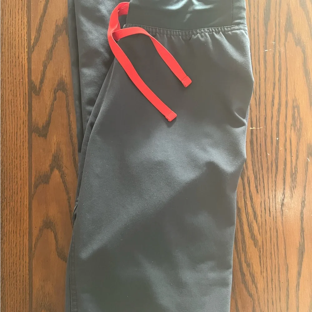 Figs - Picture 2 of 3